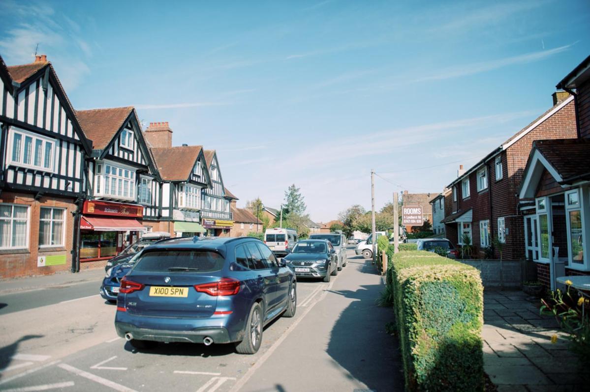 4 Lyndhurst Rd Brockenhurst Exterior foto